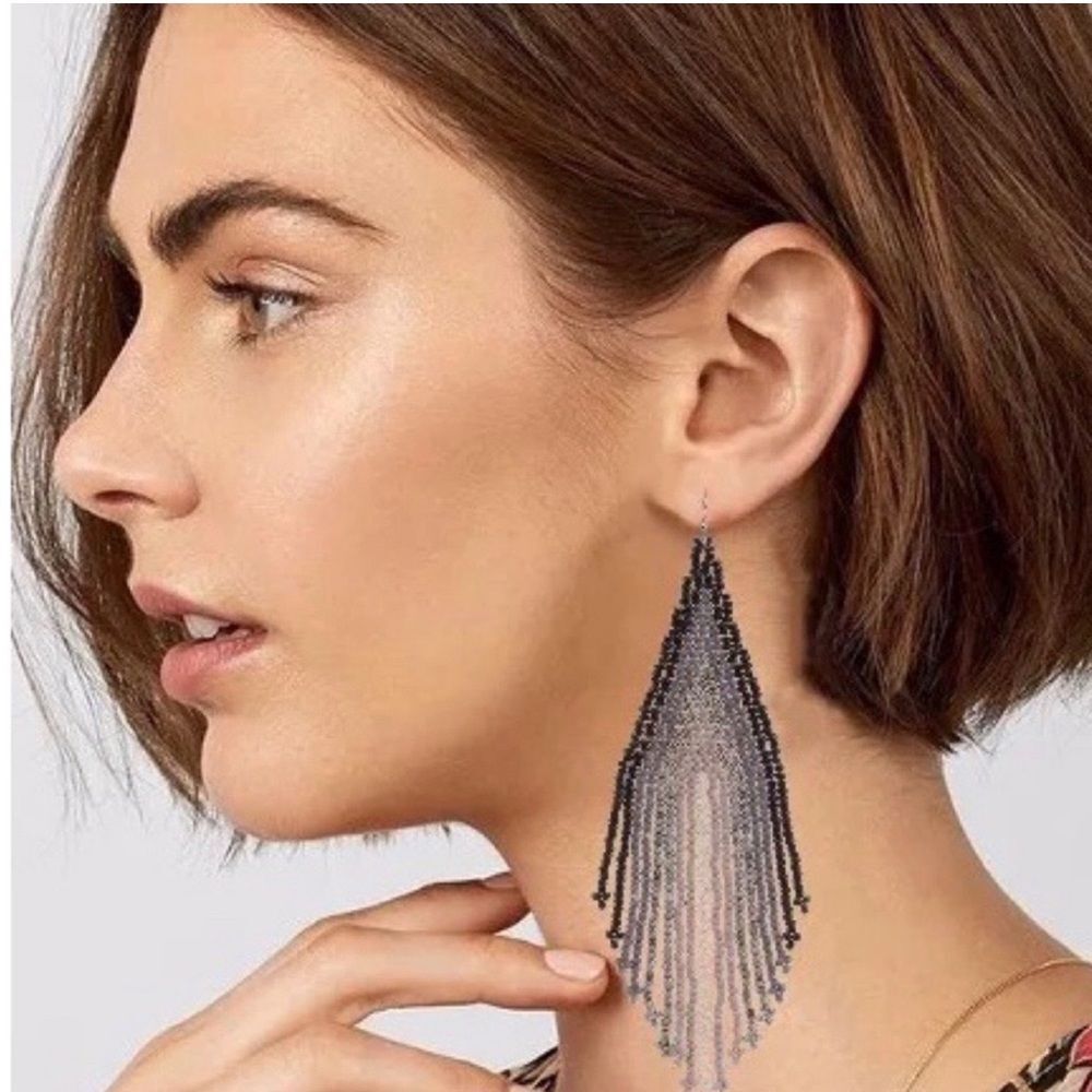 These gorgeous Free People ombré earrings feature black, grey, and silver tones.